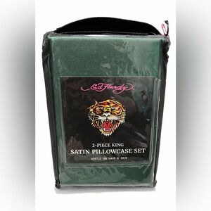 NWOT Ed Hardy King Satin Pillowcase Set Green 2-Pack 20x40 Luxury Bedding